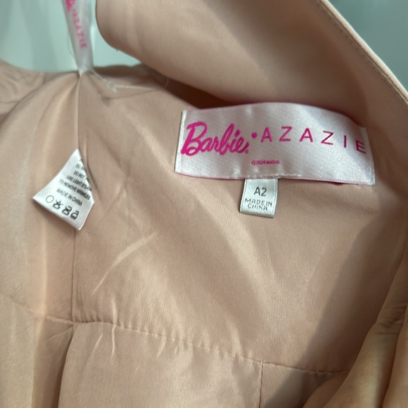 Azazie Keyhole Halter Stretch Satin Sheath Dress - Picture 10 of 14